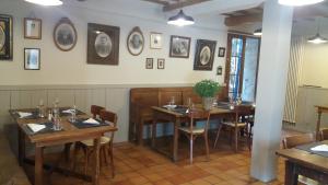 Auberges La Bastide Bleue : photos des chambres