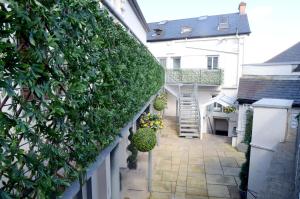 The Helm Apartments B&B