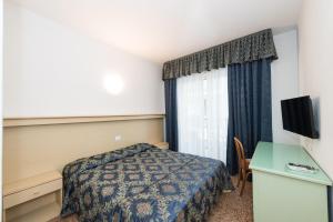 Double Room with Balcony room in Hotel Primo