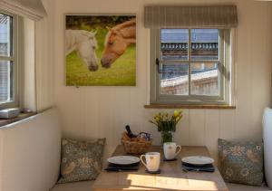 Luxury Shepherds Hut