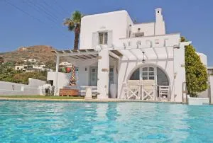 Deep Blue Villa - Stelida