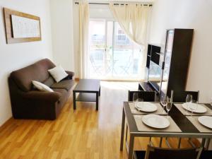 tarragonaapartments arrabassada beach