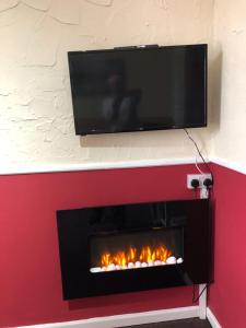 Lindisfarne Holiday Apartments - Families & Couples Only