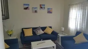 villa serena 4 Beds, 2 Bath - Los Cuatro Hermanos