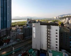 Brown-Dot Hotel Gupo - Kwaebŏp