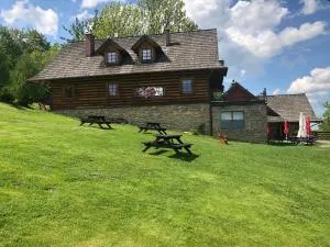 Zagroda Lepiarzówka - Hrádek