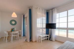 THE PARADISE ON THE OCEAN 7