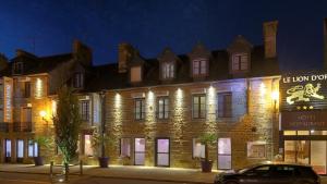 Hotels The Originals Boutique, Hotel Le Lion d'Or, Fougeres Ouest (Inter-Hotel) : photos des chambres