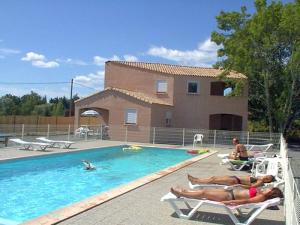 Maisons de vacances les vignes : Maison de Vacances