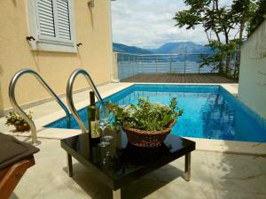 Ferienhaus The Nightingale's Nest Krasići Montenegro