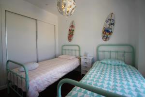 CasaTuris Playa, piscina y parking en Residencial San Juan SJ102