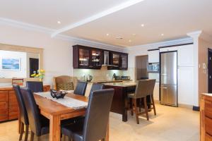 Ballito Manor View 605 - With Generator