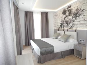Deluxe Twin Room room in Hostal Doña Carmen (Adults Only)