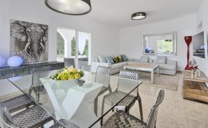 Can Garchet White Ibiza