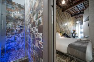 Superior Double Room room in Navona Jacuzzi Rooms