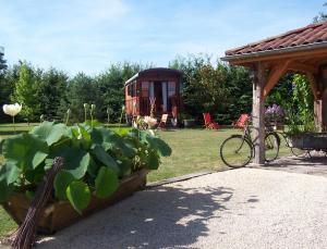 Maisons d'hotes La Roulotte de la Vallee du Lot : photos des chambres