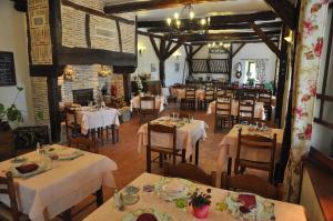 Logis Hotels - Auberge de l'Ile - Hotel 3 etoiles et Restaurant : photos des chambres