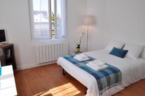RESIDENCE ROCHEGUDE-Studio1-PROCHE LA DEFENSE/PARIS