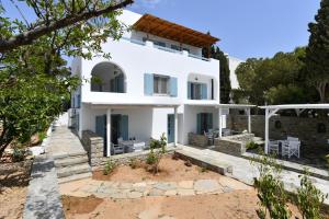 Efi Studios Paros Greece