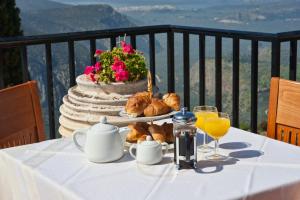 Hermes Delphi Hotel Parnassos Greece