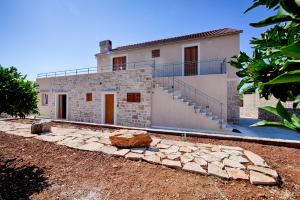 Betini Apartments - Authentic Island Escape