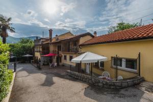 Apartments Villa Sušanj