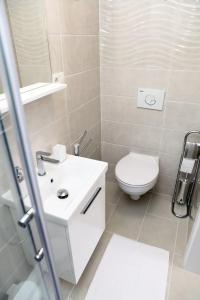 Piran 1st May Apartment 