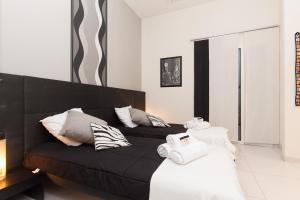 Appartements Charlie Chaplin 2 pieces 3 etoiles calme plein centre de Cannes, 5mn des plages et Palais : photos des chambres