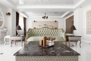 President Jacuzzi Apartment by LIUKSAI