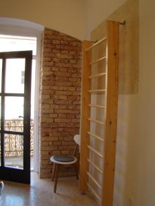 Charming Old City Apartment