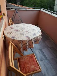 Orange Apartment