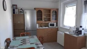 Peró Vendégház - 豪伊杜伯瑟尔梅尼