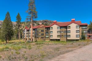 Sun Meadows 4-208A Condo