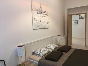 Goldcentral Apartment Dob-Cozy Place Next to Mazel Tov-Two Bedrooms