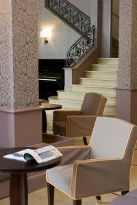 Hotels The Originals City, Hotel Astoria Vatican, Lourdes (Inter-Hotel) : photos des chambres
