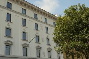 Junior Suite room in Gasometer Urban Suites