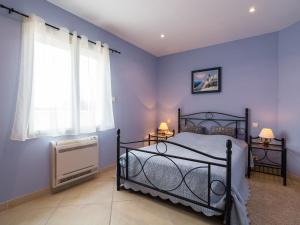 Villas Lush Villa in Pierrerue with Private Pool Centre Nearby : photos des chambres