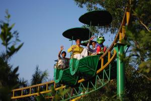 Hotel Kanha’s Palm Springs