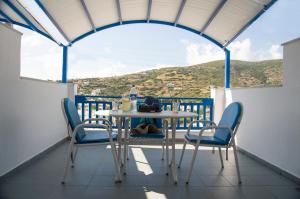 Erato Apartments Andros Greece