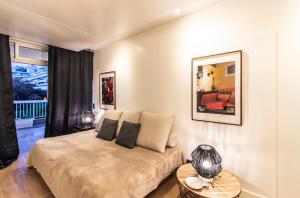 BmyGuest - Oura Beach Studio I