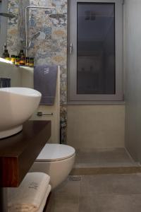 J&V Luxury Suites