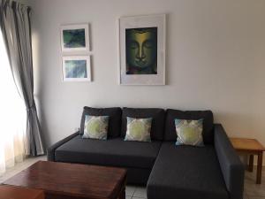 Limnaria Gardens - Modern 1 bed, Walk to Beach & Shops