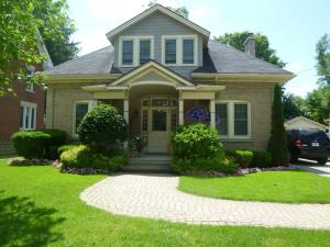 Cottage on Caledonia