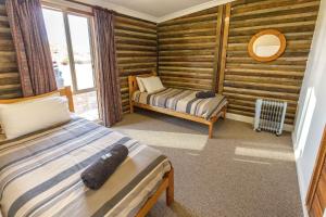 Hanson Bay Cabins Chalet Kangaroo Island Deals Photos Reviews
