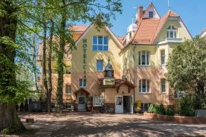 西斯酒店 - 济夫努夫