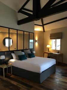 Hotels Hotel de la Plage - Saint Jean de Luz : photos des chambres