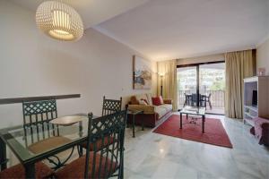 Apartment in Puerto Banus, Marbella