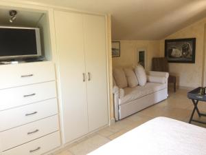 Sardegna - Villa Con Parco e Piscina a Carloforte