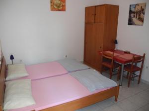 VUCKO 2 pax studio 