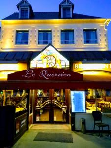 Hotels Le Querrien : photos des chambres